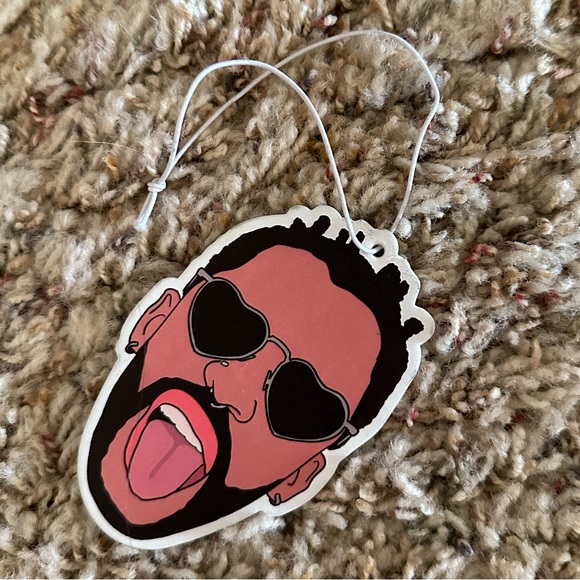 Bad bunny car air freshener PR merch ♥️ - Picture 3 of 6